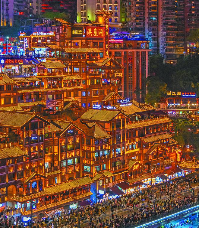 重庆火锅“涮出”3千亿大市场PG电子麻将胡了2热辣滚烫！(图6)
